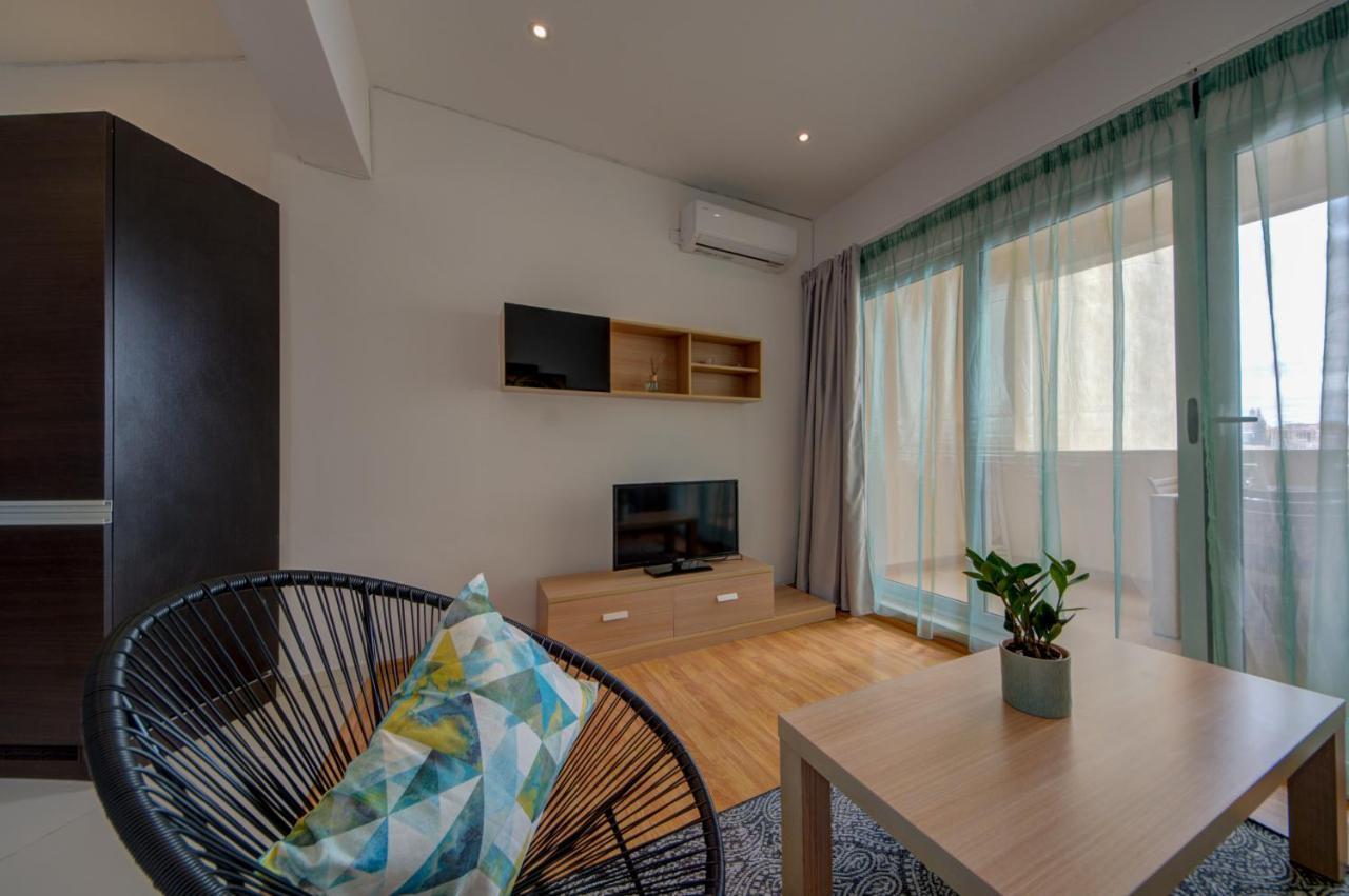 Sapphire Residences - Apartments & Penthouse In Central Sliema By Shortletsmalta Esterno foto