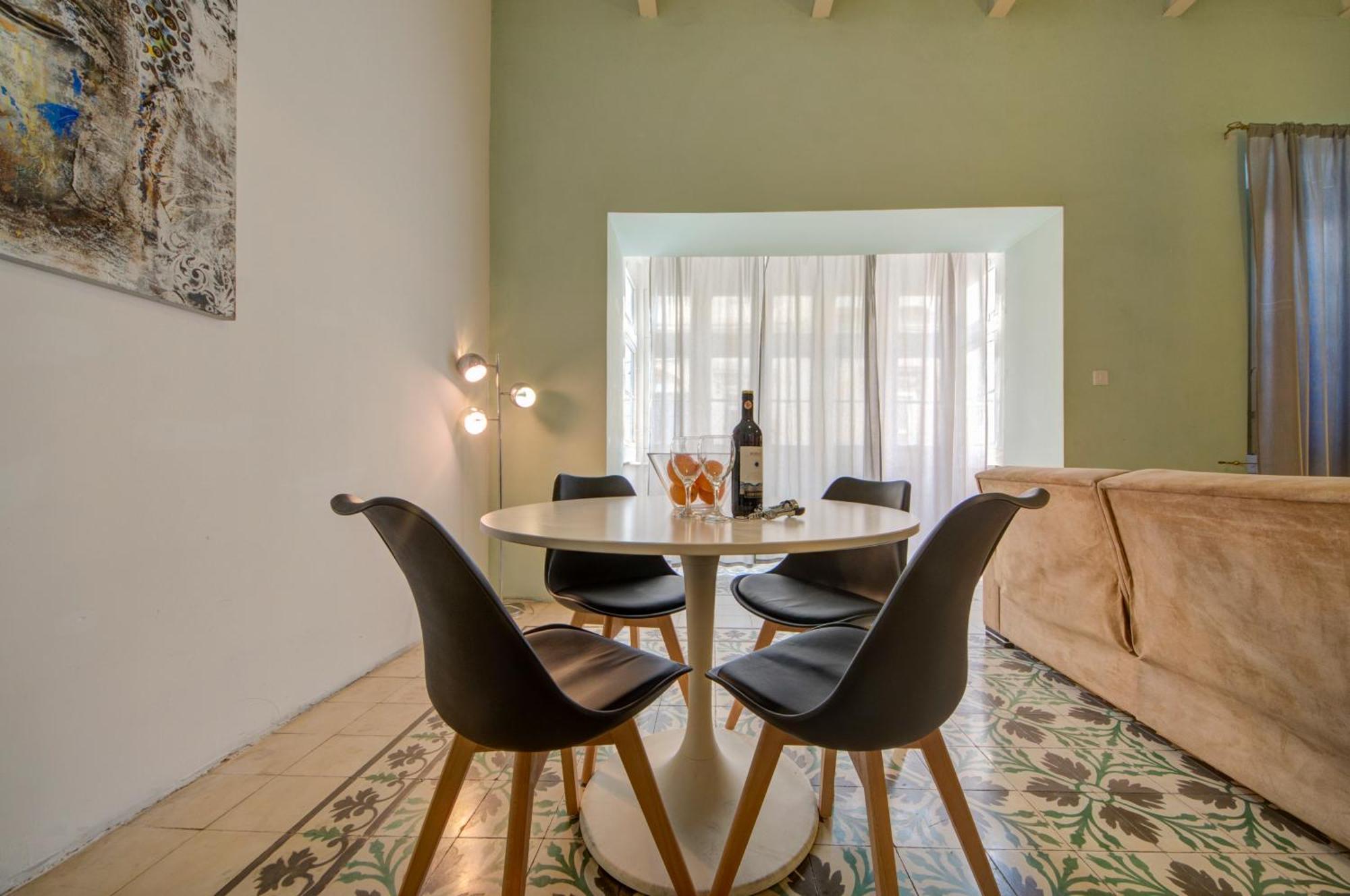 Sapphire Residences - Apartments & Penthouse In Central Sliema By Shortletsmalta Esterno foto