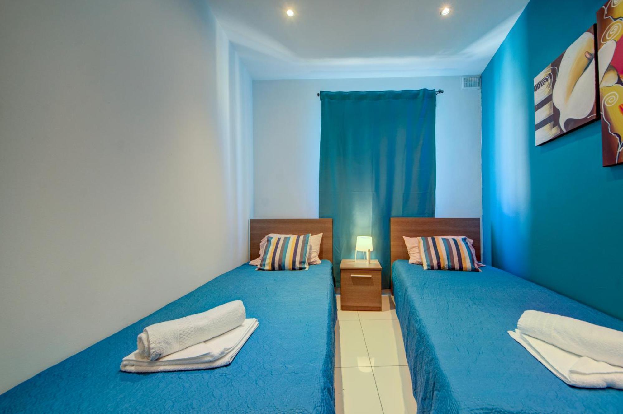 Sapphire Residences - Apartments & Penthouse In Central Sliema By Shortletsmalta Esterno foto