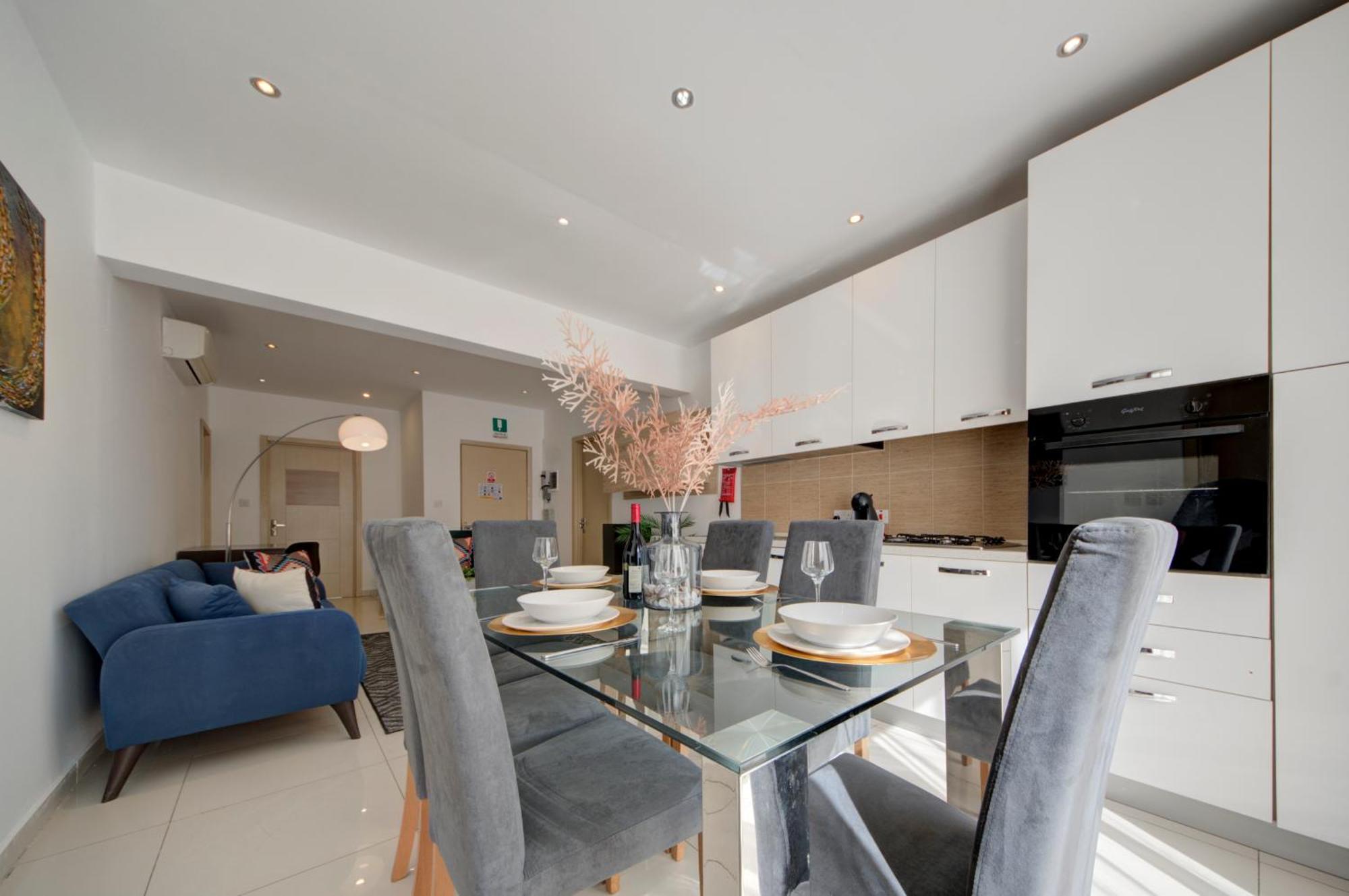 Sapphire Residences - Apartments & Penthouse In Central Sliema By Shortletsmalta Esterno foto